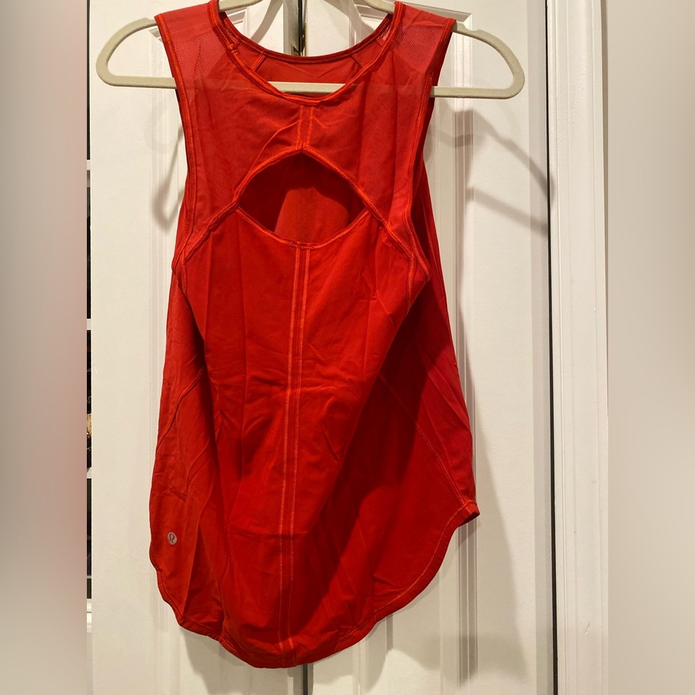 Lululemon 3 pack tops | red, black and maroon | size6 - Picture 10 of 12